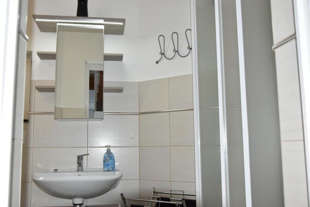 Csevi Apartmanhaz Mezőkövesd Eksteriør billede