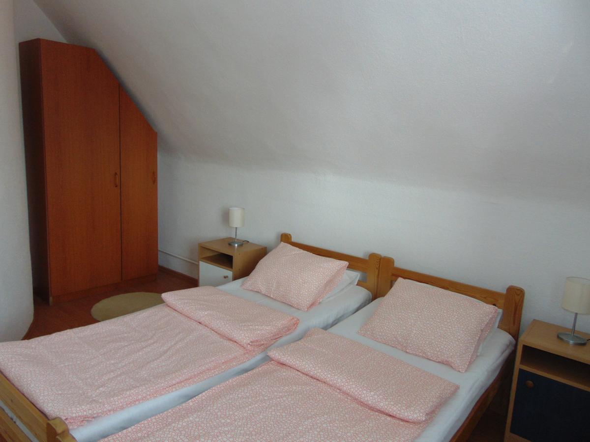 Csevi Apartmanhaz Mezőkövesd Eksteriør billede